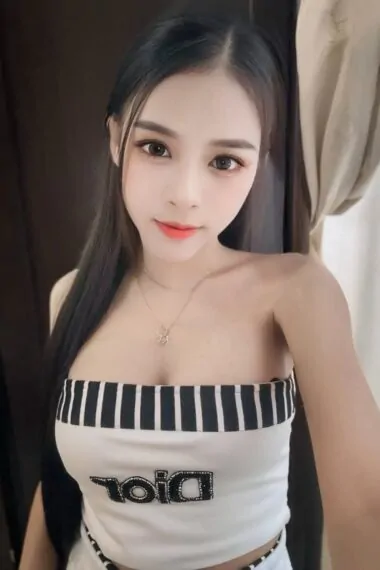 Priya — Taman Molek